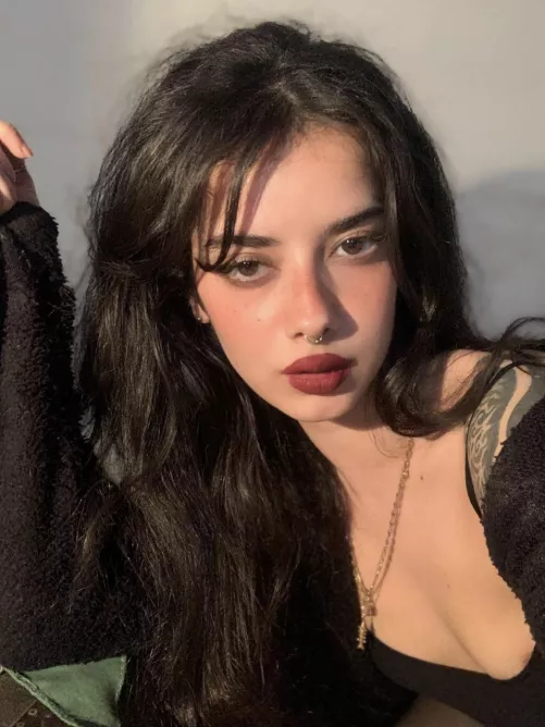 can a normal selfie get some love or should i show you my tits? π