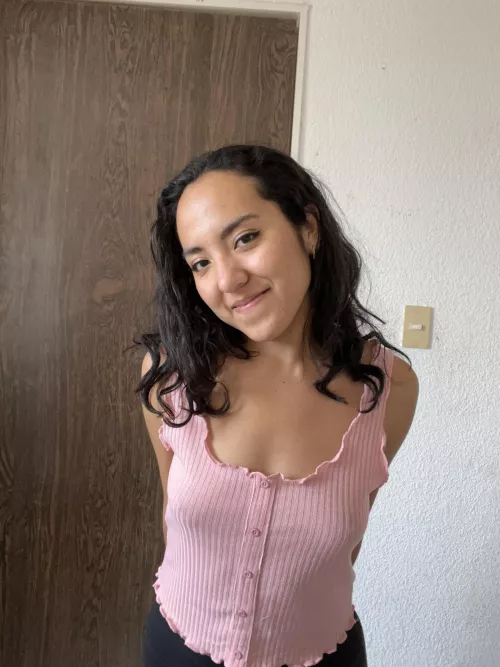 Can a tiny tit cleavage get some love too? ☺️