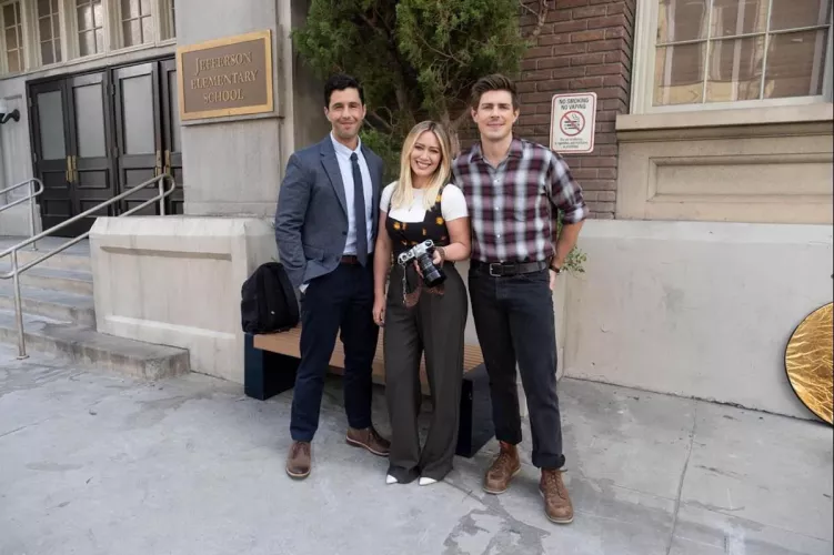 Can anyone help me id the boots that the guy in the plaid is wearing?