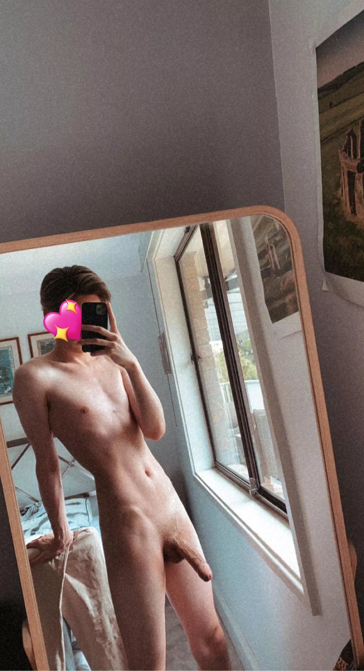 Can anyone help me out and get me hard? 😳