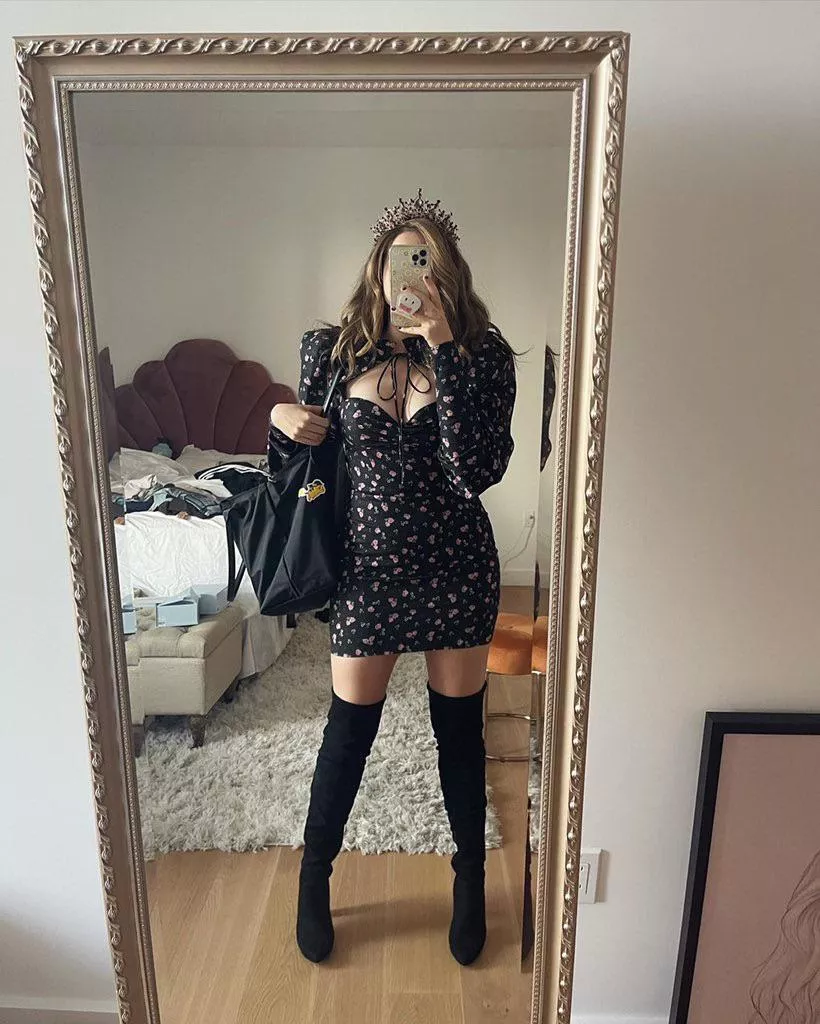 Can anyone RP as Pokimane for me? Can anyone RP as Pokimane for me?