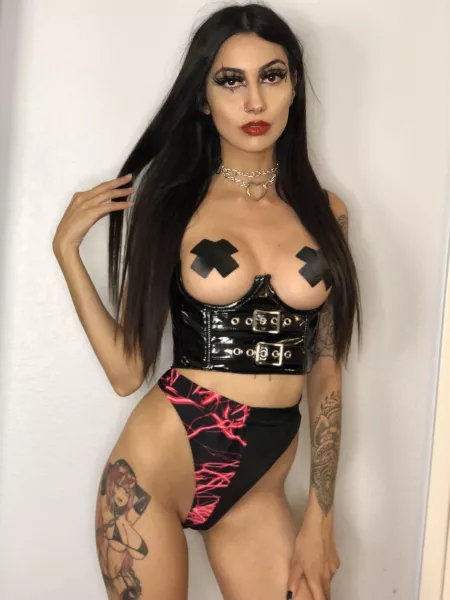 can i be ur goth gfπ€