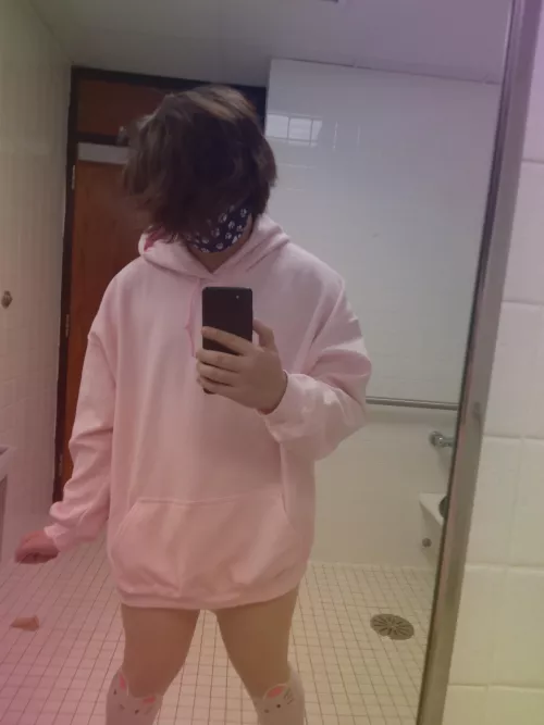 Can I be your clingy boy/girlfriend ;p Can I be your clingy boy/girlfriend ;p