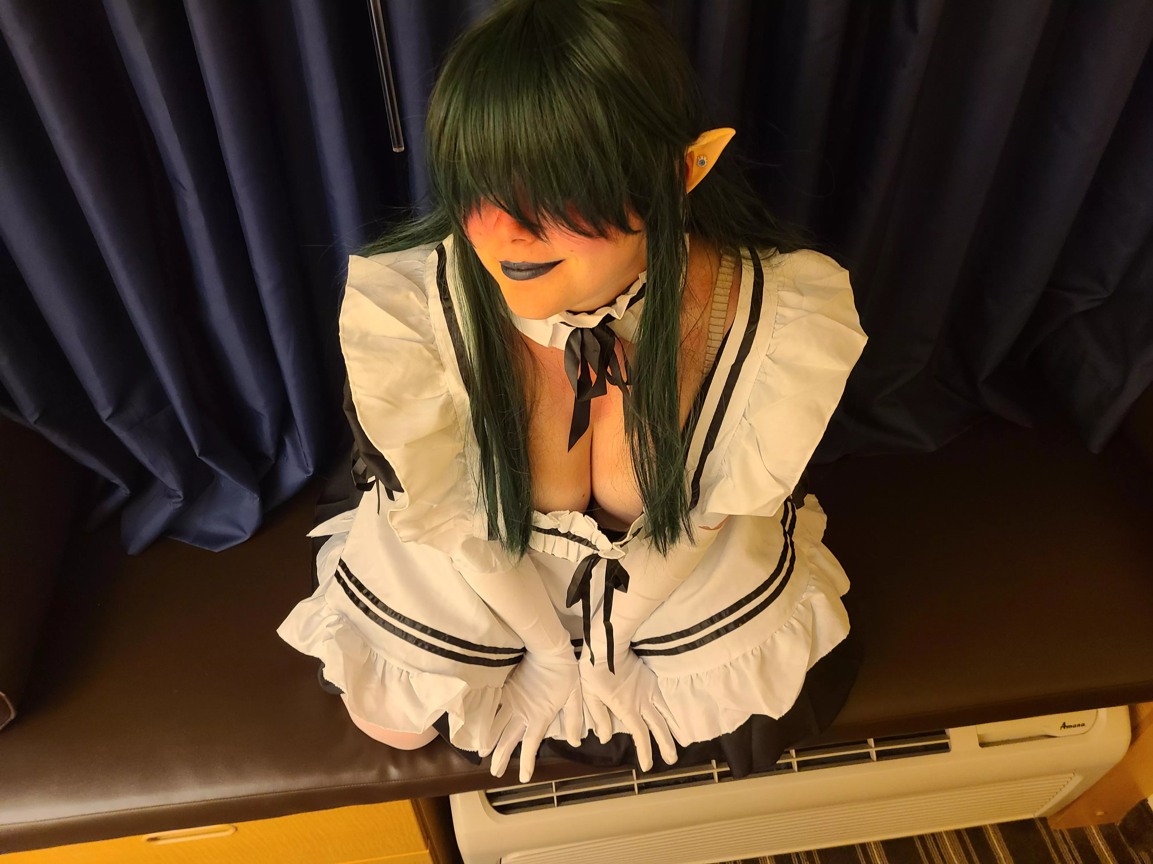 Can I be your elven maid? 😉 Can I be your elven maid? 😉