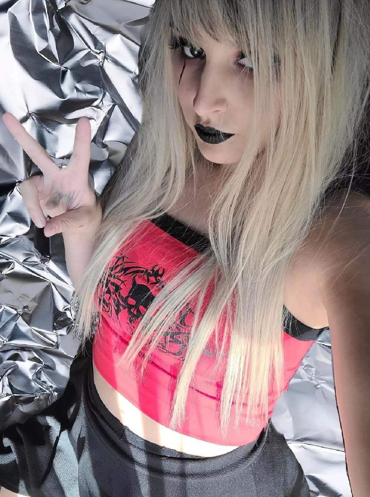 Can i be your emo gf?? 🖤 Costumes and cosplays 🖤 link in comments Can i be your emo gf?? 🖤 Costumes and cosplays 🖤 link in comments