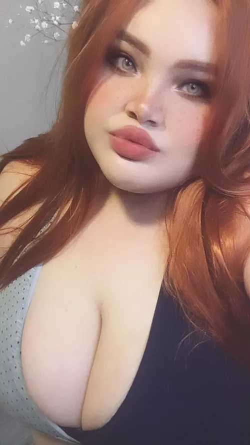 Can I be your fat GF? Can I be your fat GF?