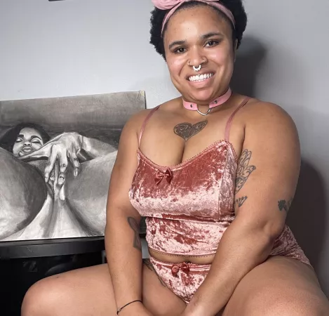 Can I be your favorite chubby artist? Can I be your favorite chubby artist?