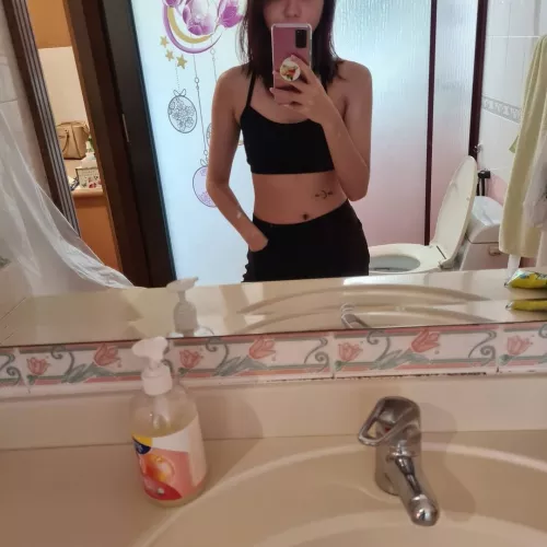 Can I be your flat sexy valentine? Can I be your flat sexy valentine?