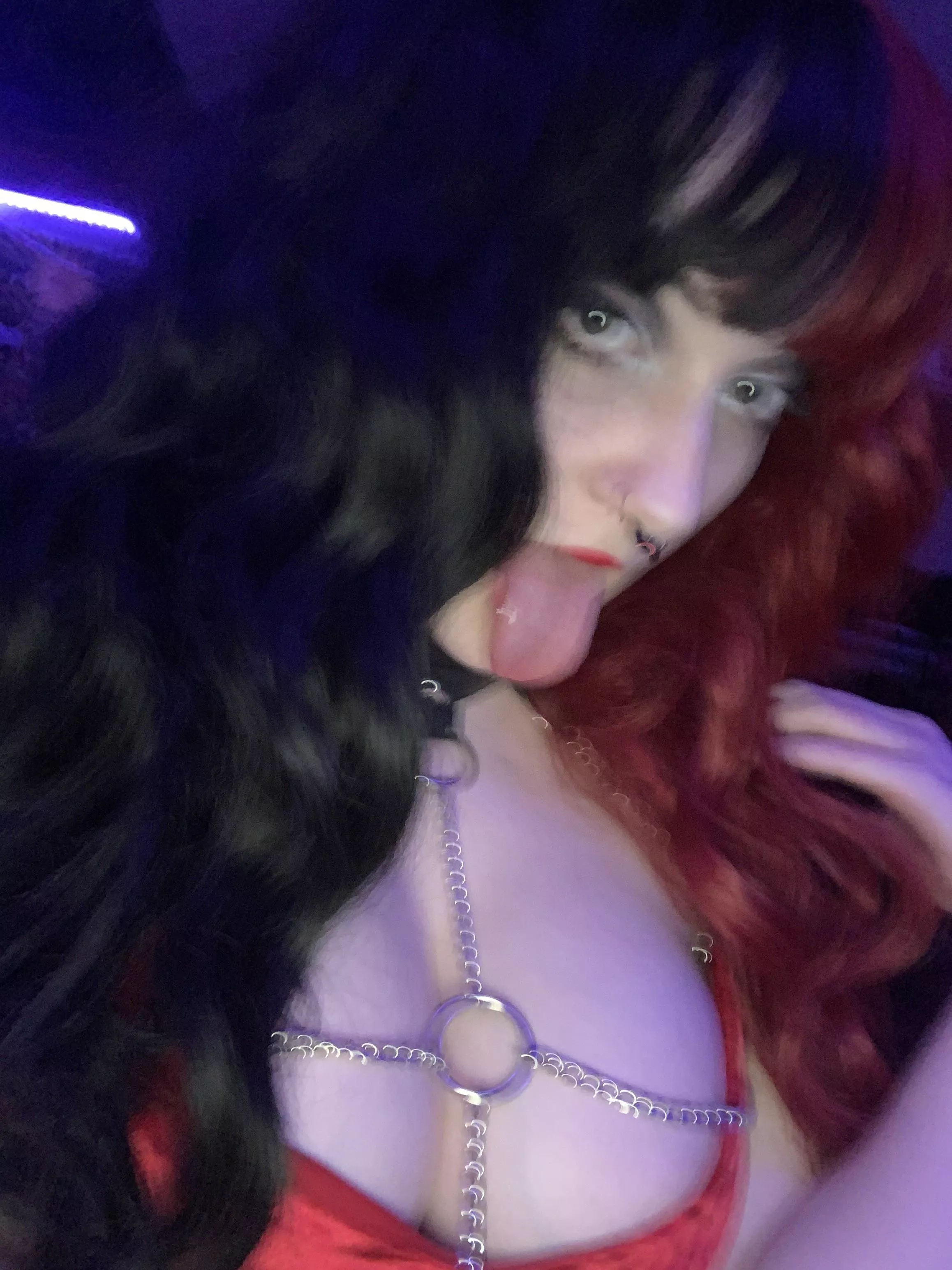 can i be your goth fantasy?💋🌹