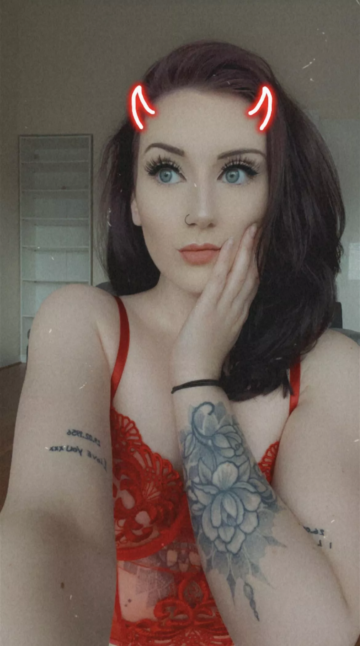 Can I be your naughty little devil 😈