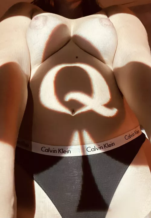 Can I be your Queen? ????