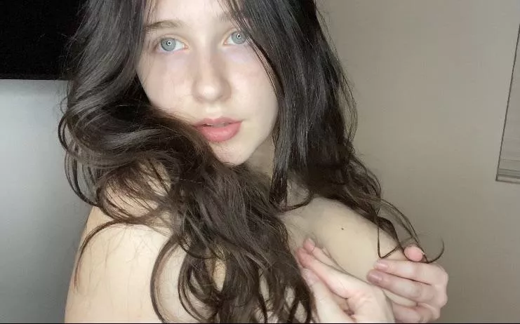can I be your Snow White? can I be your Snow White?
