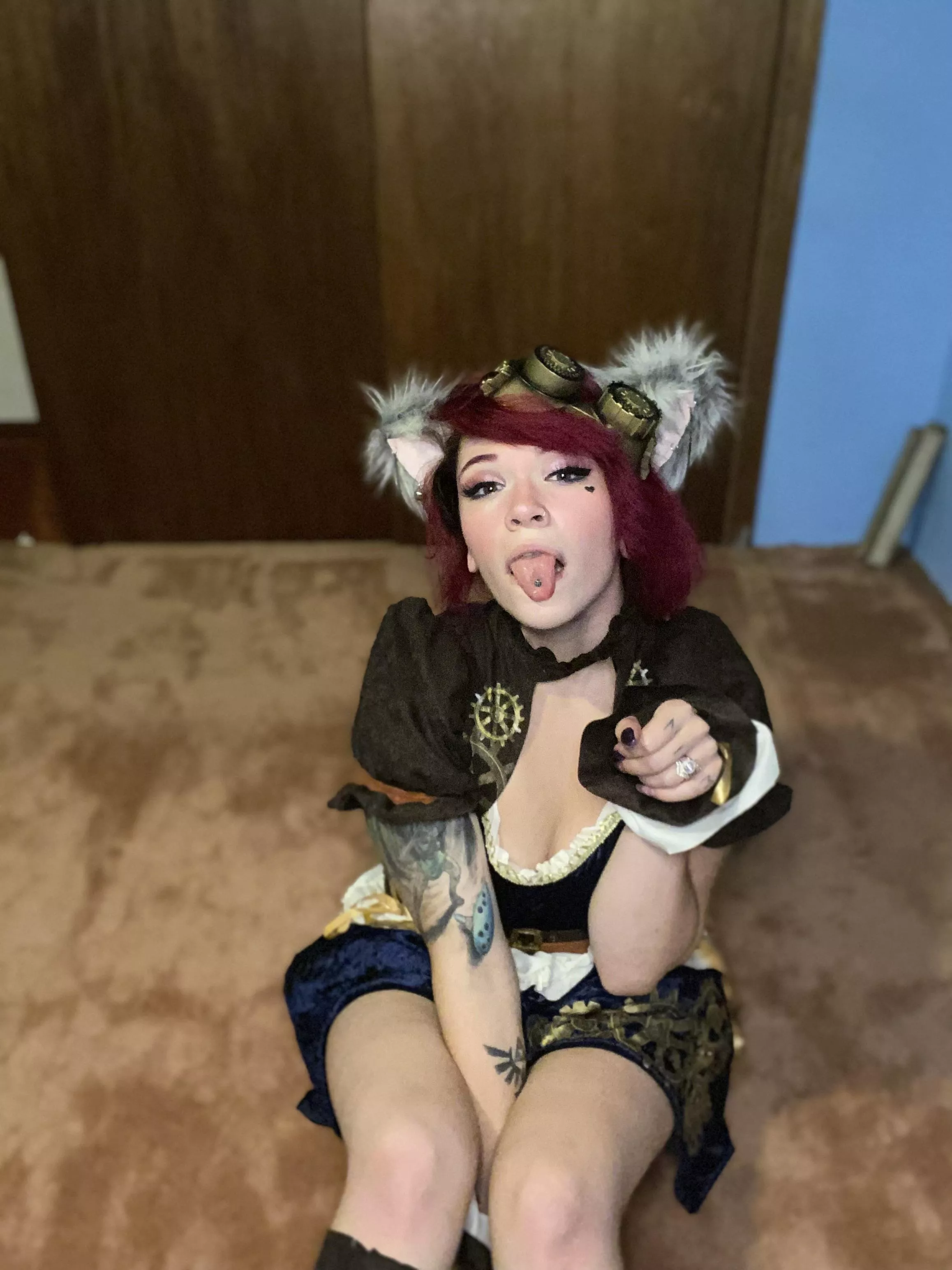Can I be your steam punk kitten ?