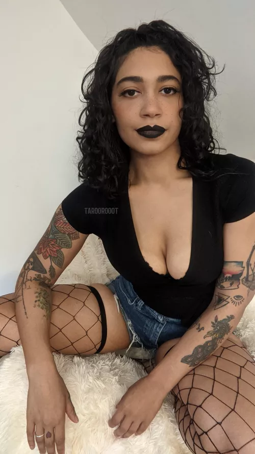 Can I crush you between my thighs?