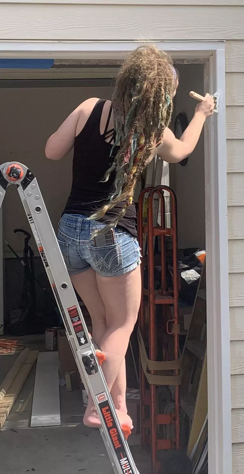 Can I do some painting at your house? Can I do some painting at your house?