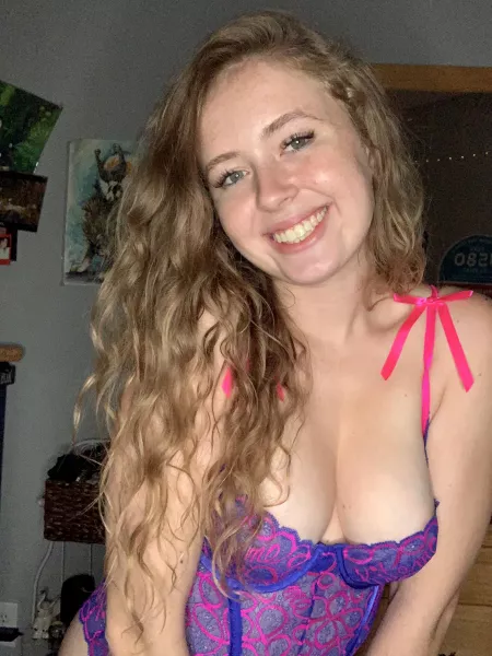 can I help you cum daddy? please? π₯Ί 21yo all-natural bisexual college girl π top 8% π FREE MESSAGING, solo play, B/G and G/G, toys, dick ratings, kinks, and customs!! π
