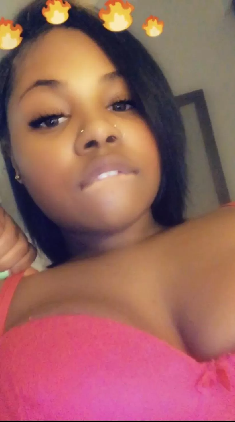 Can I make you happy daddy ??kik ydazzle7 ??sc Leanna Ellmoz ?