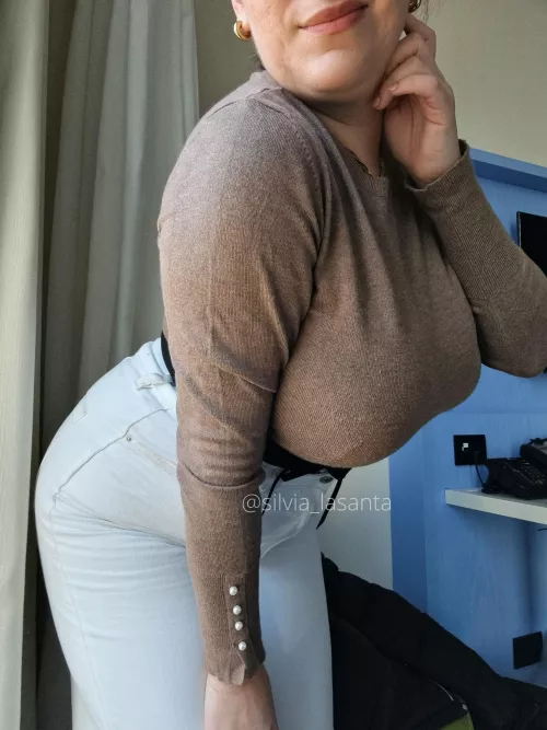 Can I make you hard even with my chlothes on?