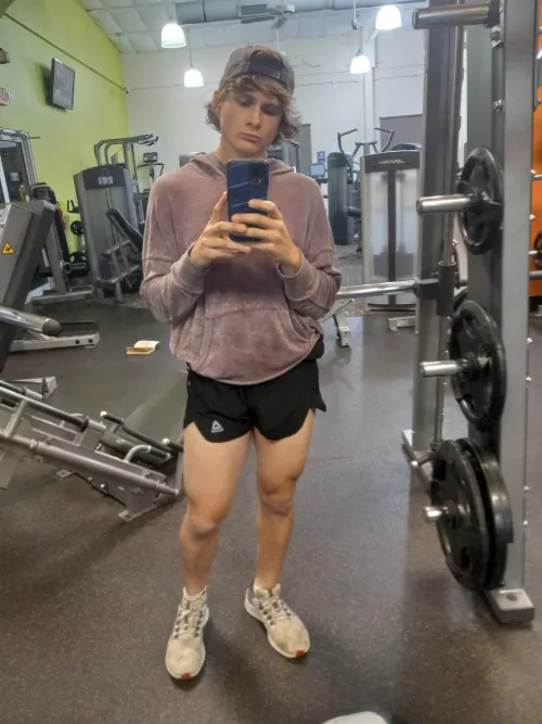 Can I pull off short shorts??