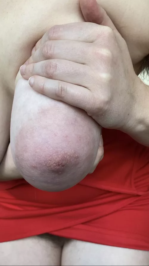 Can I put my big veiny areola in your mouth? I love having them sucked on π Can I put my big veiny areola in your mouth? I love having them sucked on π