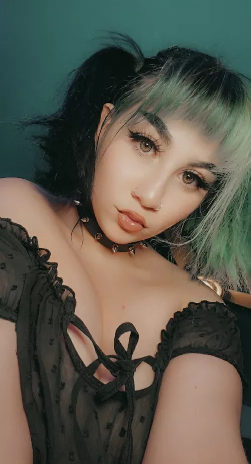 Can I send you selfies when I'm feelin cute?