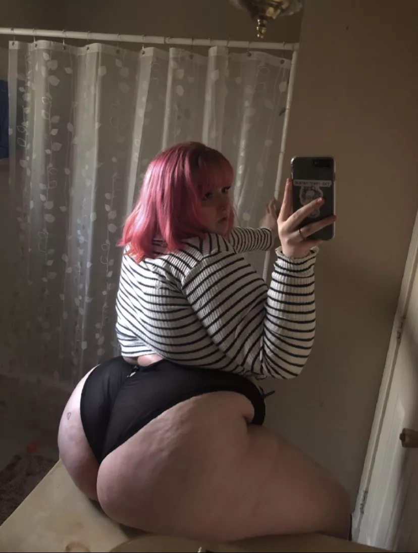 can i sit on your face? 😈