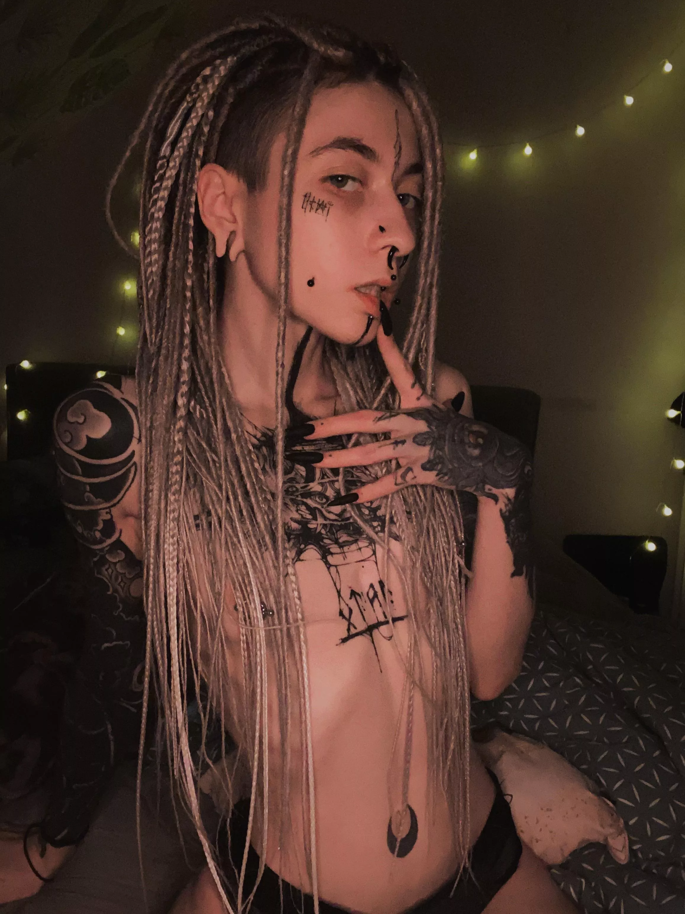 can i sit on your face?????