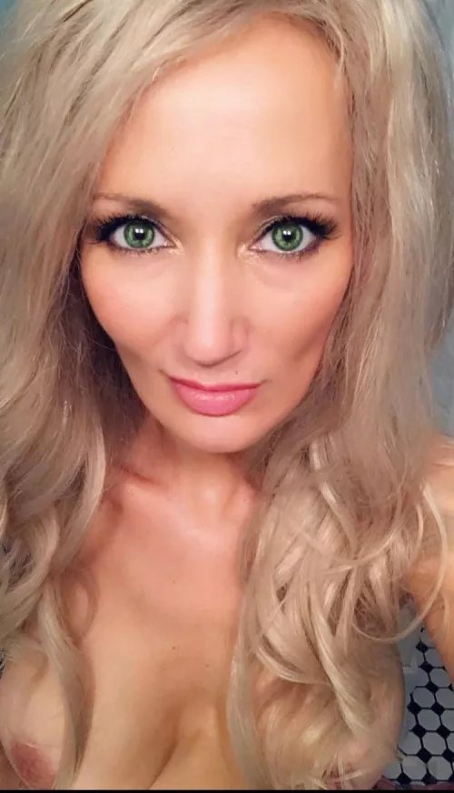 Can I sit on your lap? [F] [46]