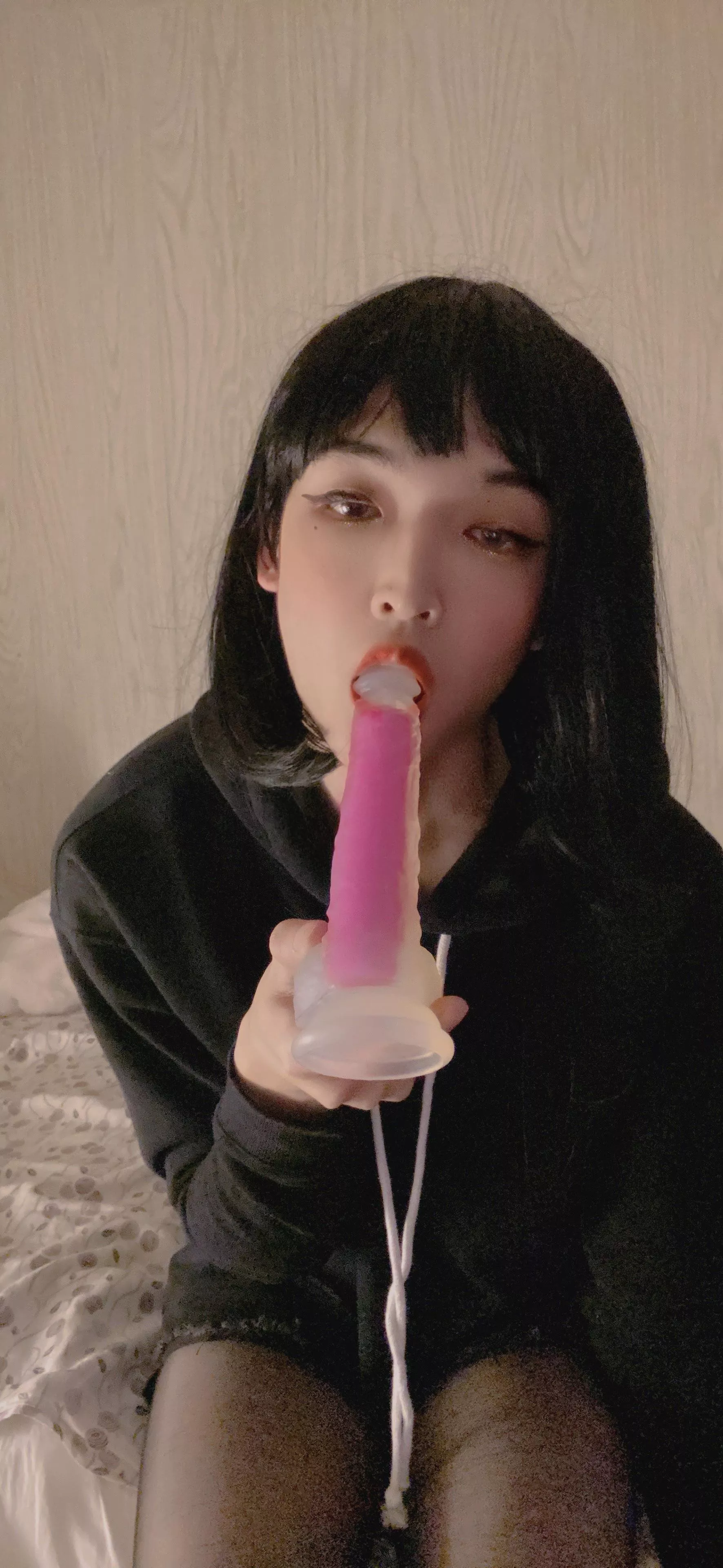 Can I taste your yummy cum? 💦 Can I taste your yummy cum? 💦