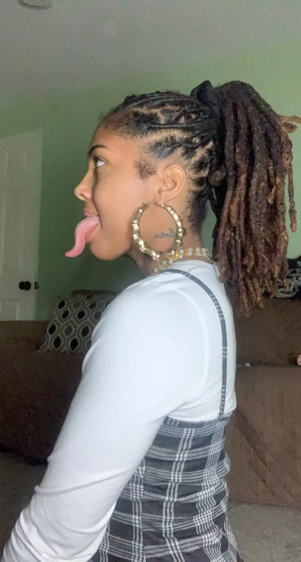 Can I wrap my tongue around it? Can I wrap my tongue around it?