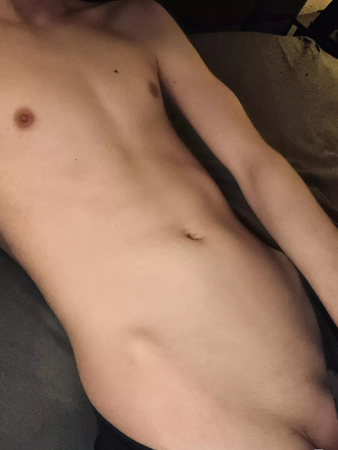 Can someone come help me take off these shorts? [18]