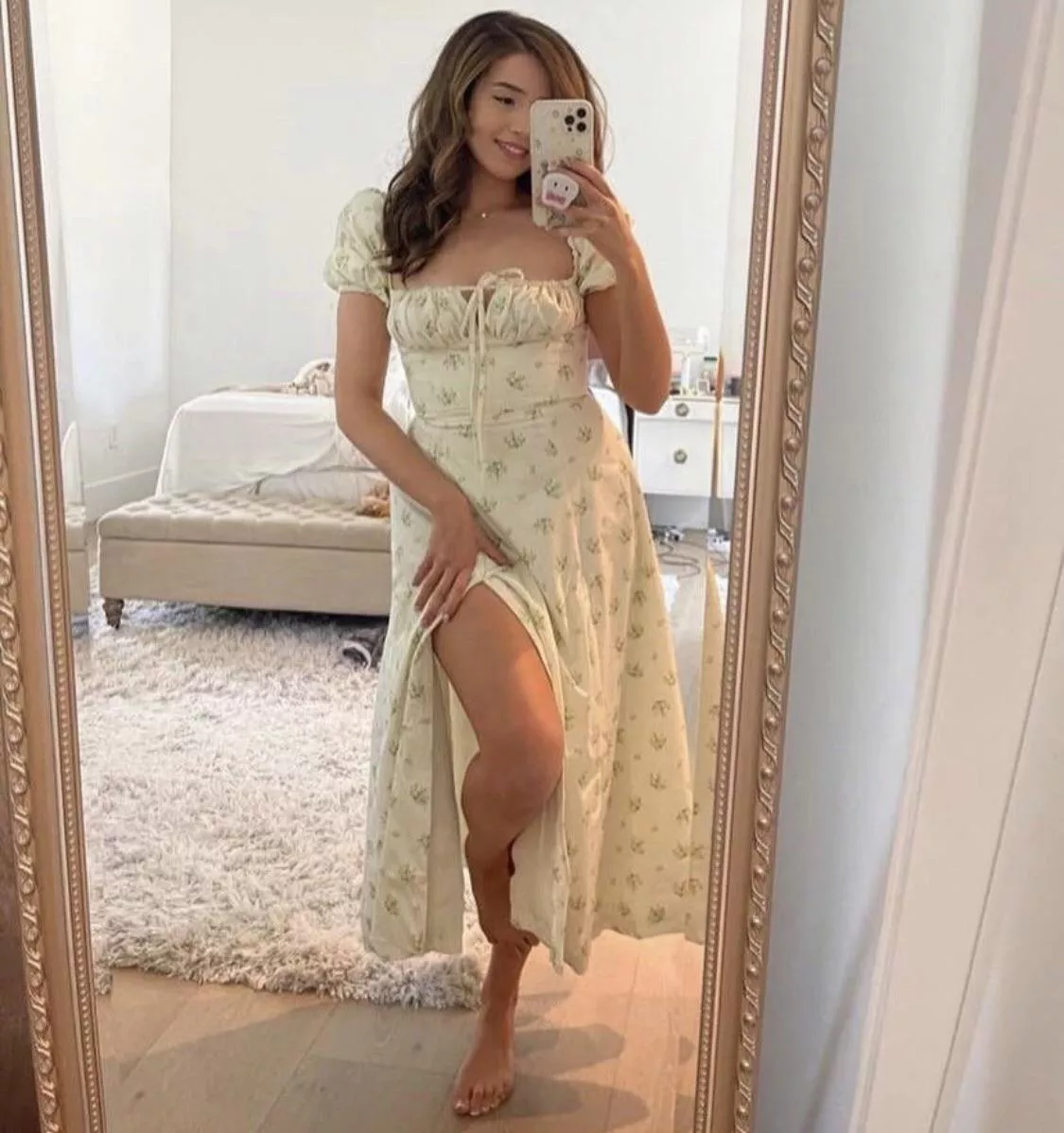 Can someone rp as pokimane for me and help me get hard to her ;) Can someone rp as pokimane for me and help me get hard to her ;)