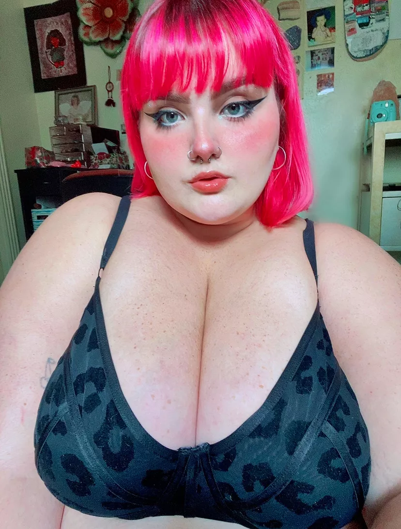can u cum on my tits? 💓✨
