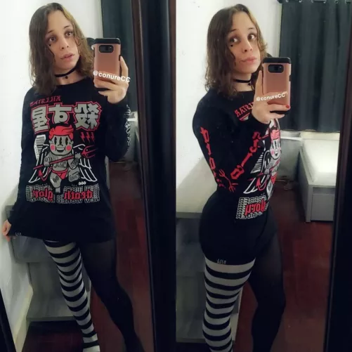 can u imagine people think feminine clothes are made for women 😂