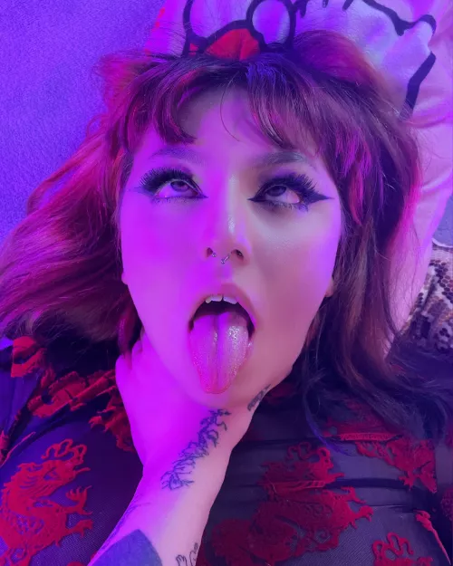 can u please choke me harder daddy? 🧡🥺