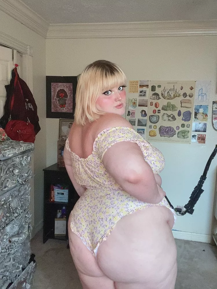 can u spank me? 🥺