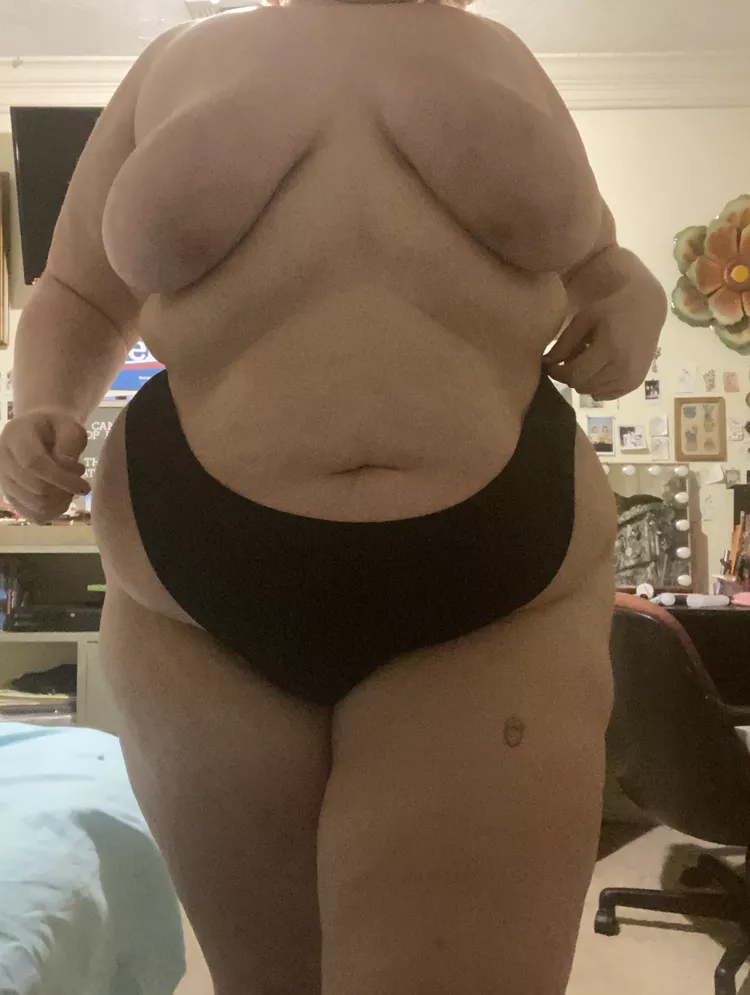 can we cuddle??π can we cuddle??π