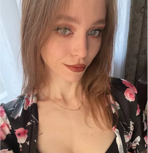 Can you guess how old I am? Can you guess how old I am?