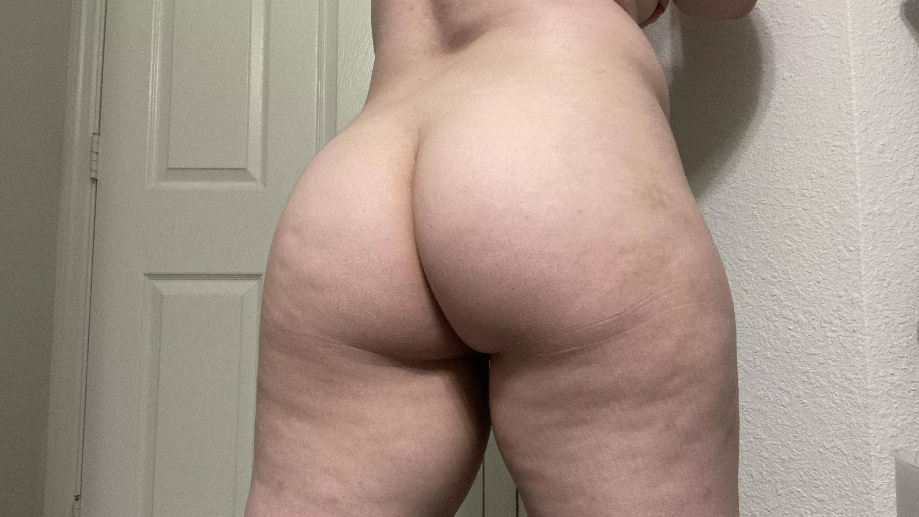 Can you handle all this ass? 👀🍑 Can you handle all this ass? 👀🍑