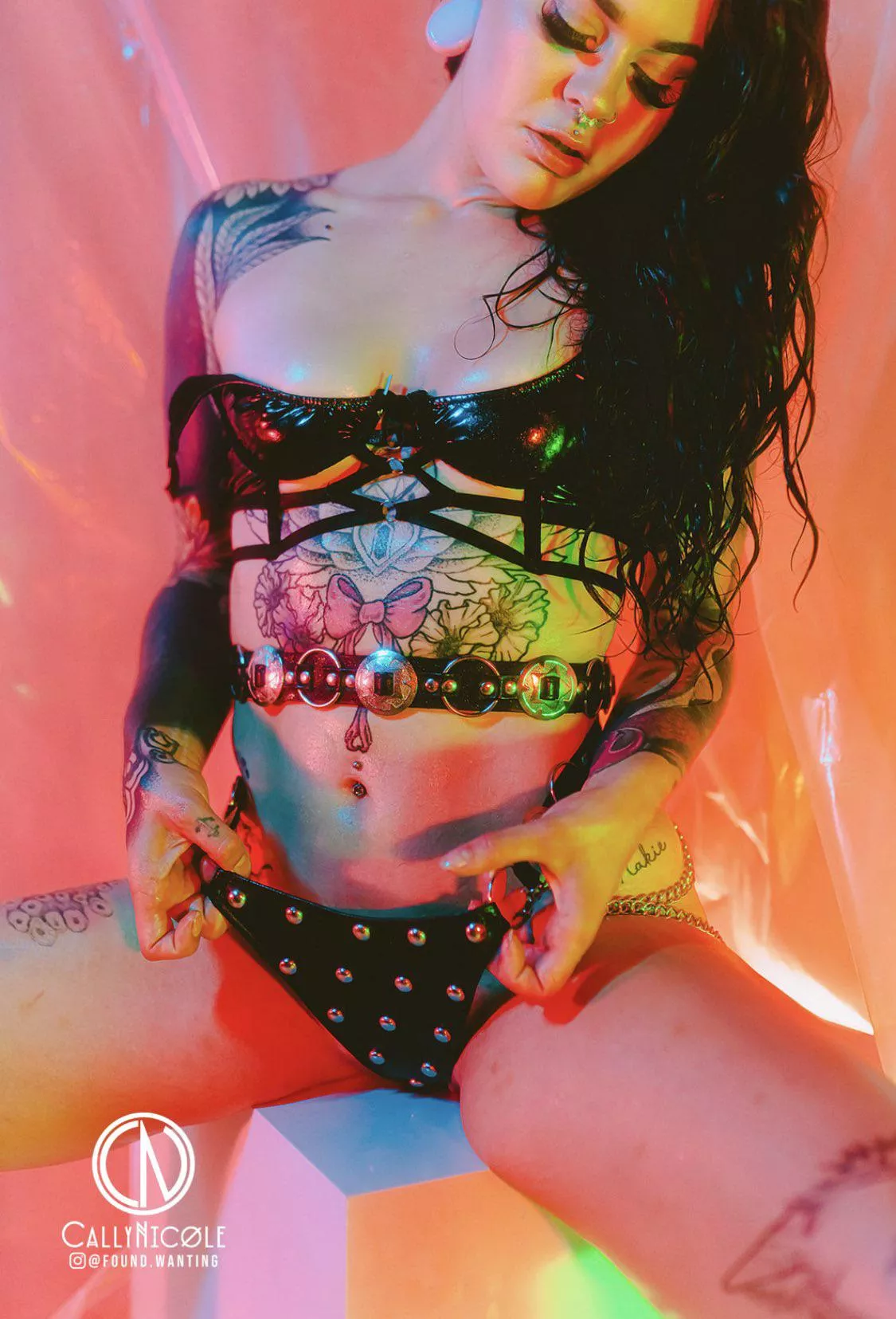 Can you help me take my clothes off Can you help me take my clothes off