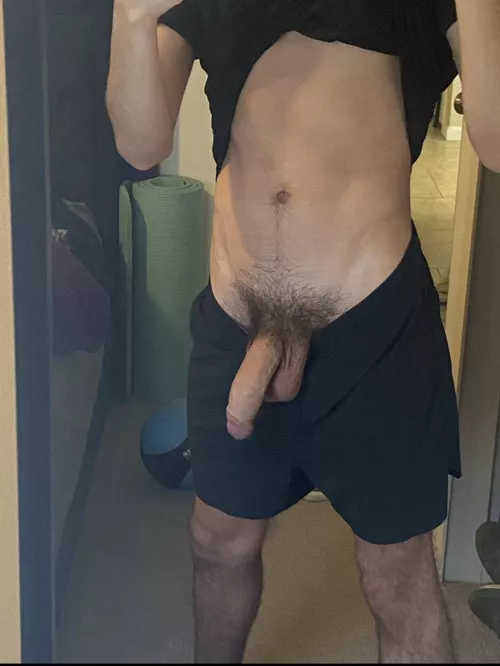 Can you imagine if I tickled your throat with it 😈