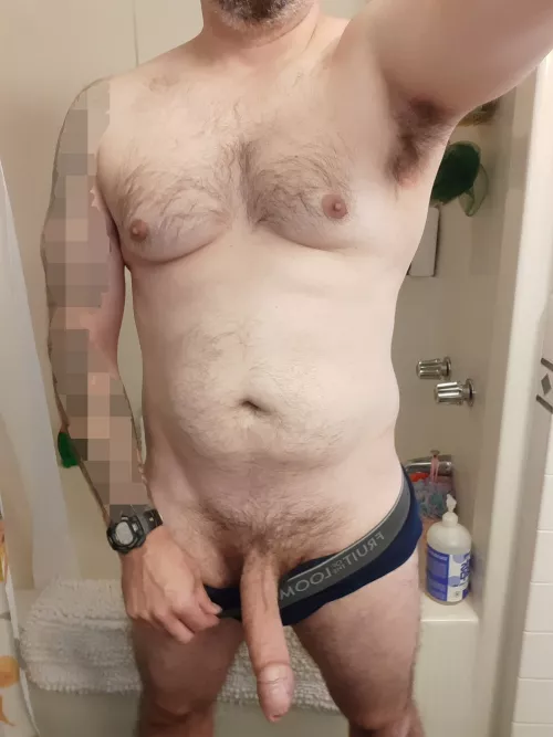 Can you lend a hand in the shower?