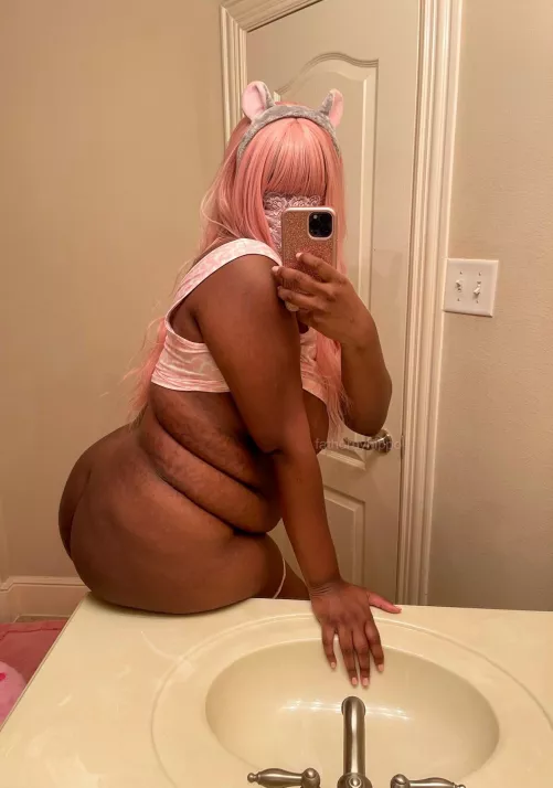 Can you plz spank my cocoa booty? Can you plz spank my cocoa booty?