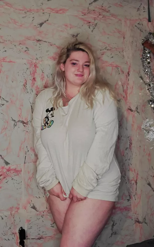 Can you see my nipples 😏