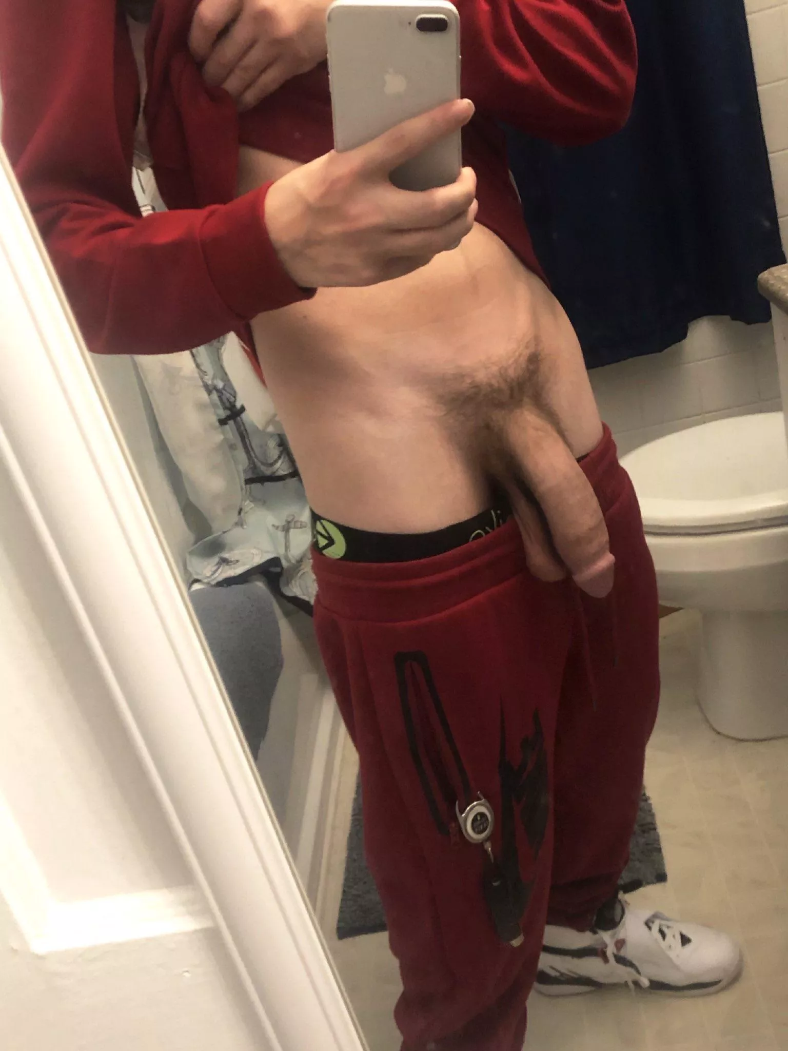 Can you show me your head skills before i go out? Can you show me your head skills before i go out?