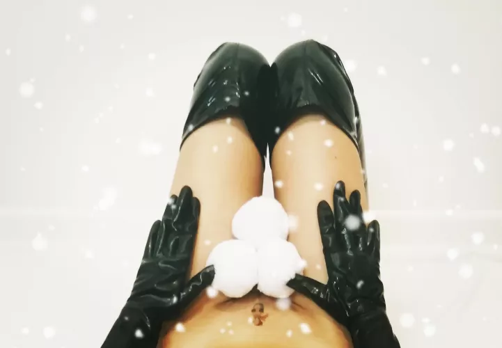 Can you spot the lil Snowman transfer? โ Can you spot the lil Snowman transfer? โ