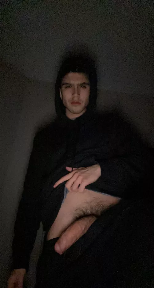 Can you suck me dry, gotta go to work and still hard