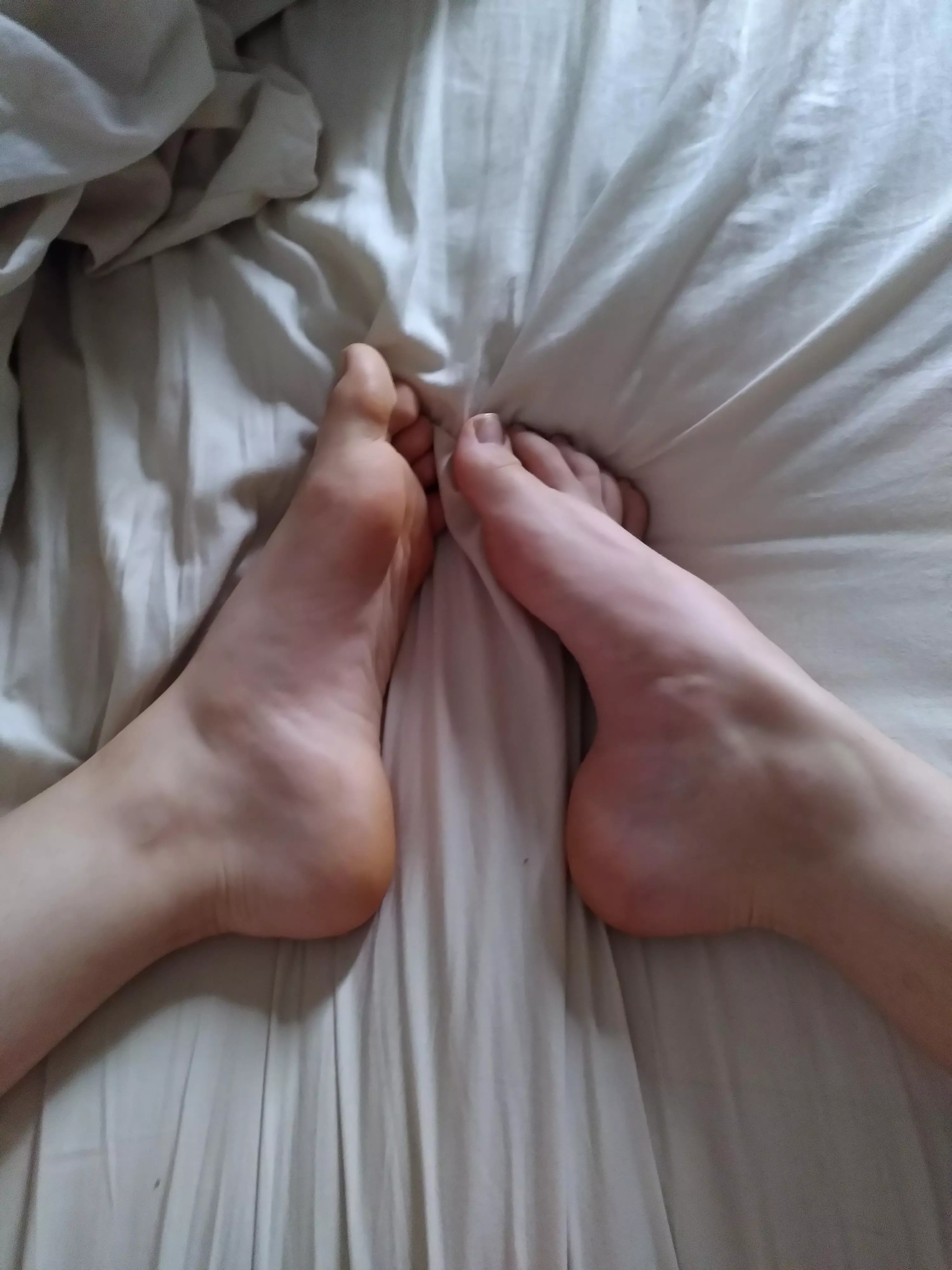 Can you tell that they are sleepy?