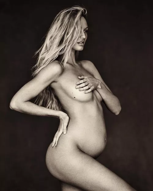 Candice Swanepoel pregnant from 2016