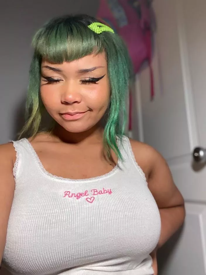 Can’t believe I’m 23 and just now figured out my real bra size…. Can’t believe I’m 23 and just now figured out my real bra size….